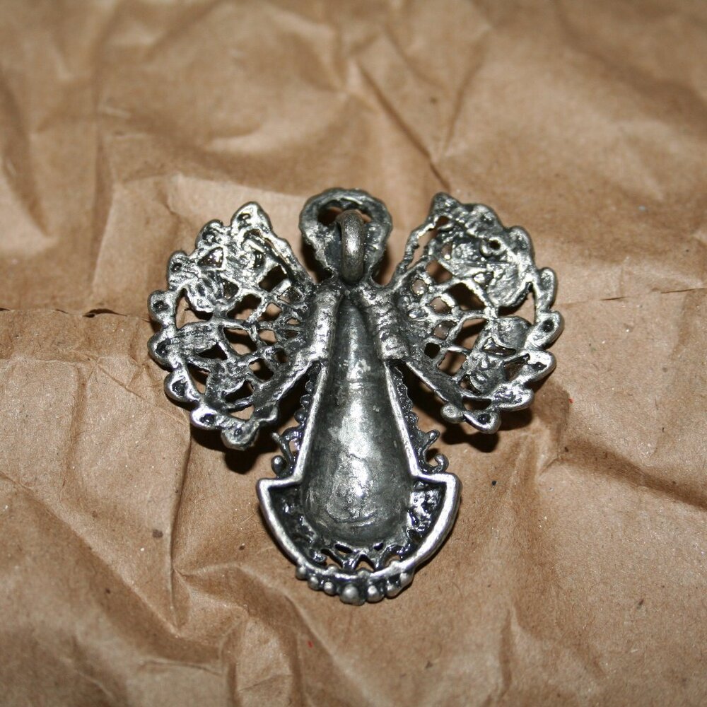 Angel Pendant - Picture 2 of 4